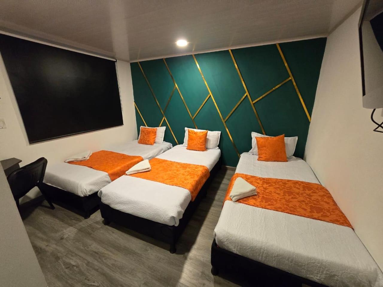 Hotel Kristal Ferial 波哥大 外观 照片