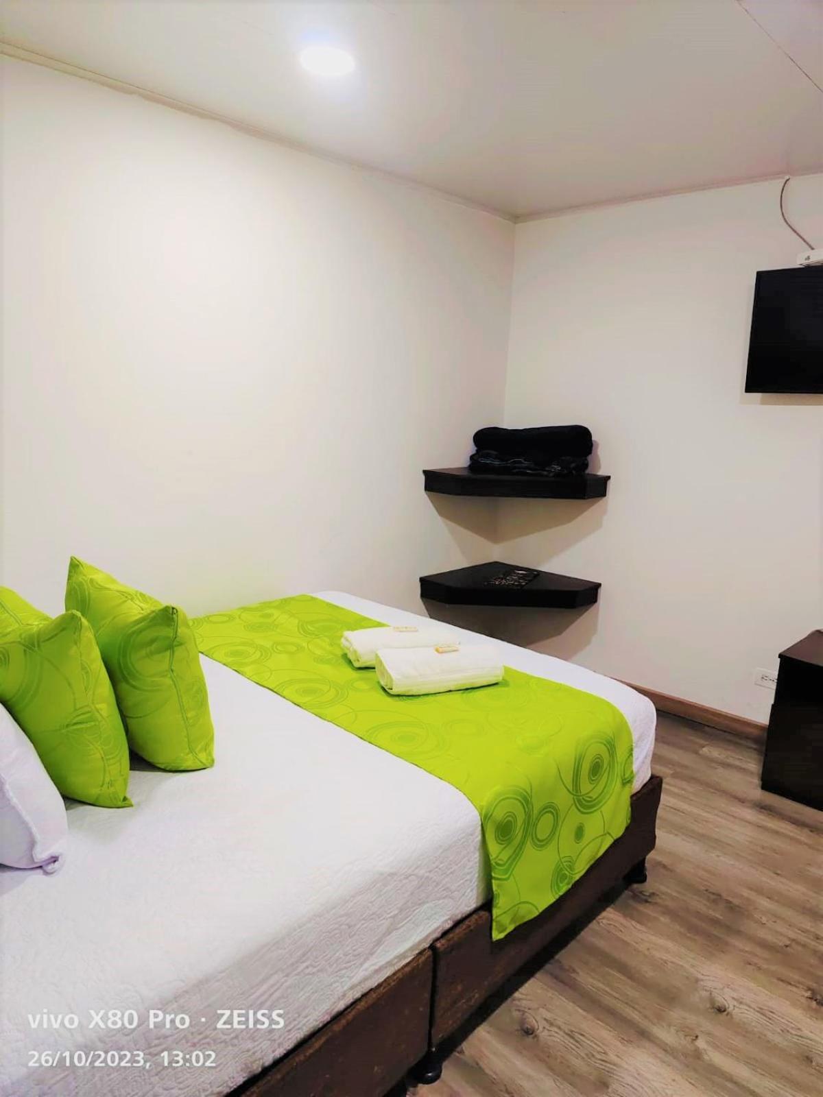 Hotel Kristal Ferial 波哥大 外观 照片