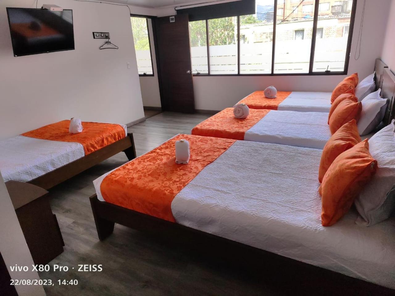 Hotel Kristal Ferial 波哥大 外观 照片