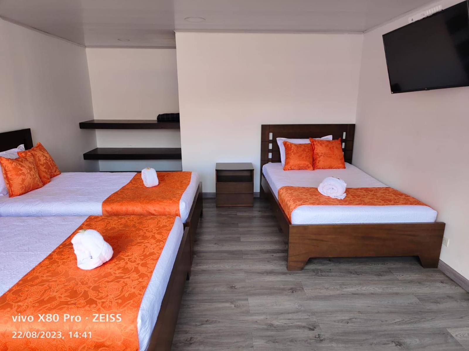 Hotel Kristal Ferial 波哥大 外观 照片