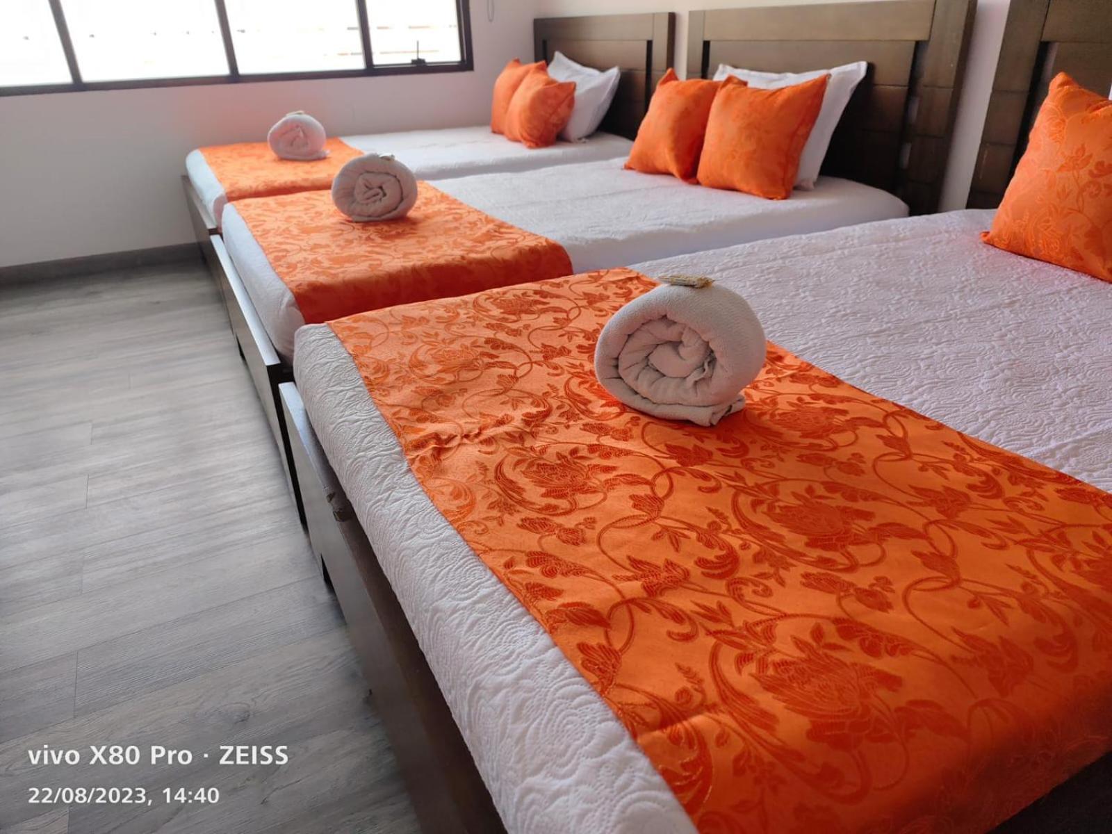Hotel Kristal Ferial 波哥大 外观 照片