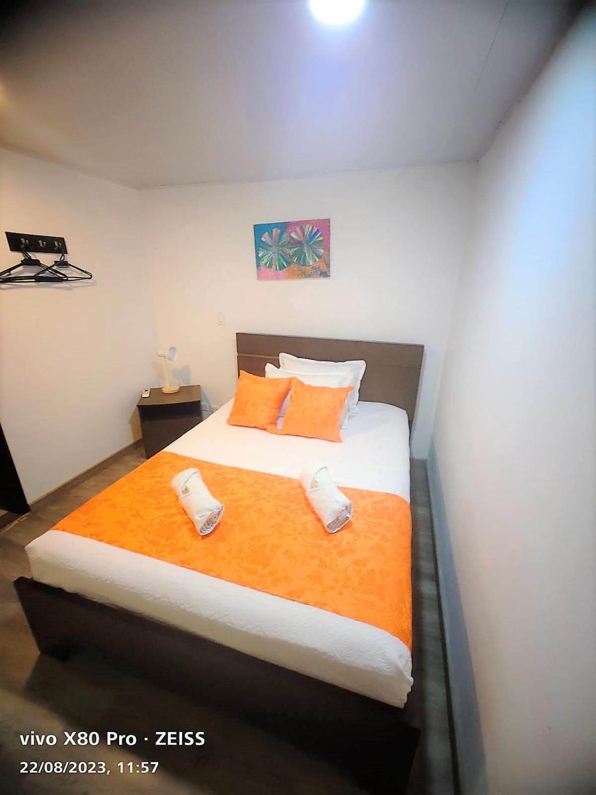 Hotel Kristal Ferial 波哥大 外观 照片