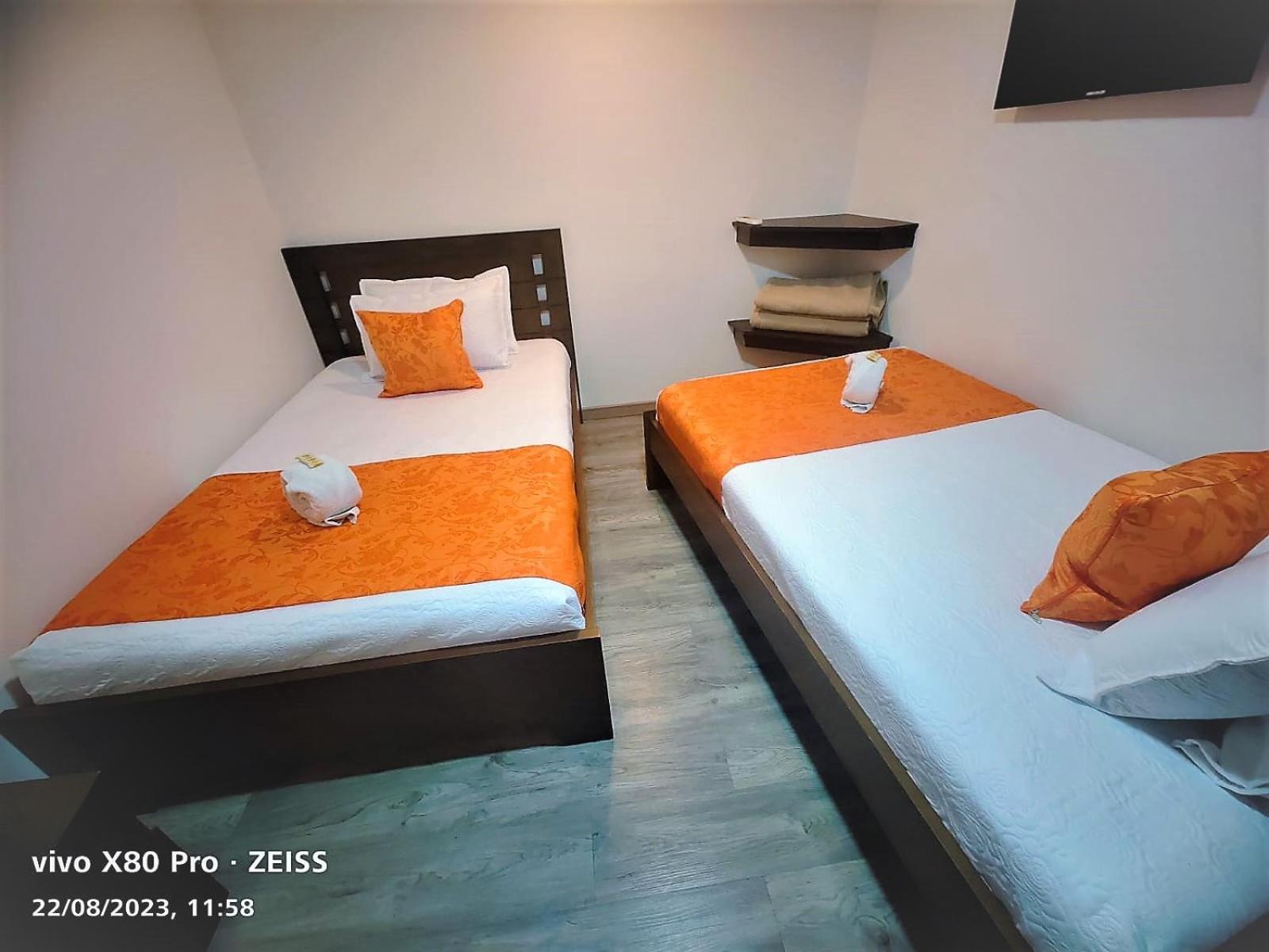 Hotel Kristal Ferial 波哥大 外观 照片